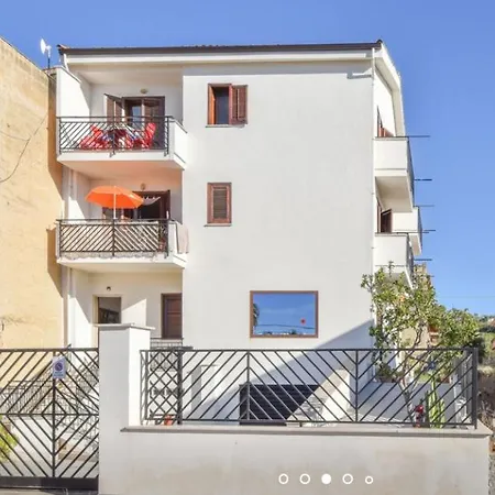1 Lato Mare Trappeto (Sicily)
