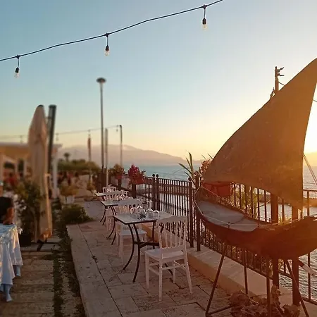1 Lato Mare Apartment