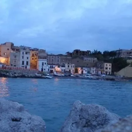 1 Lato Mare Apartment Trappeto (Sicily)