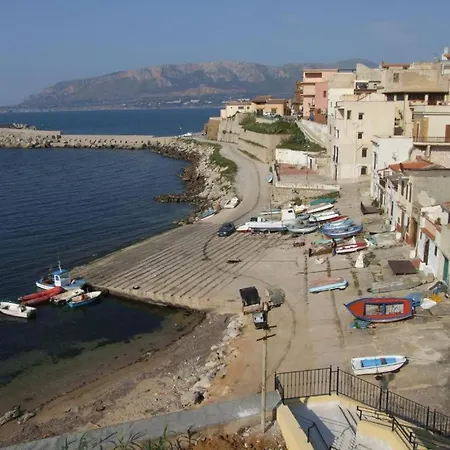 1 Lato Mare *